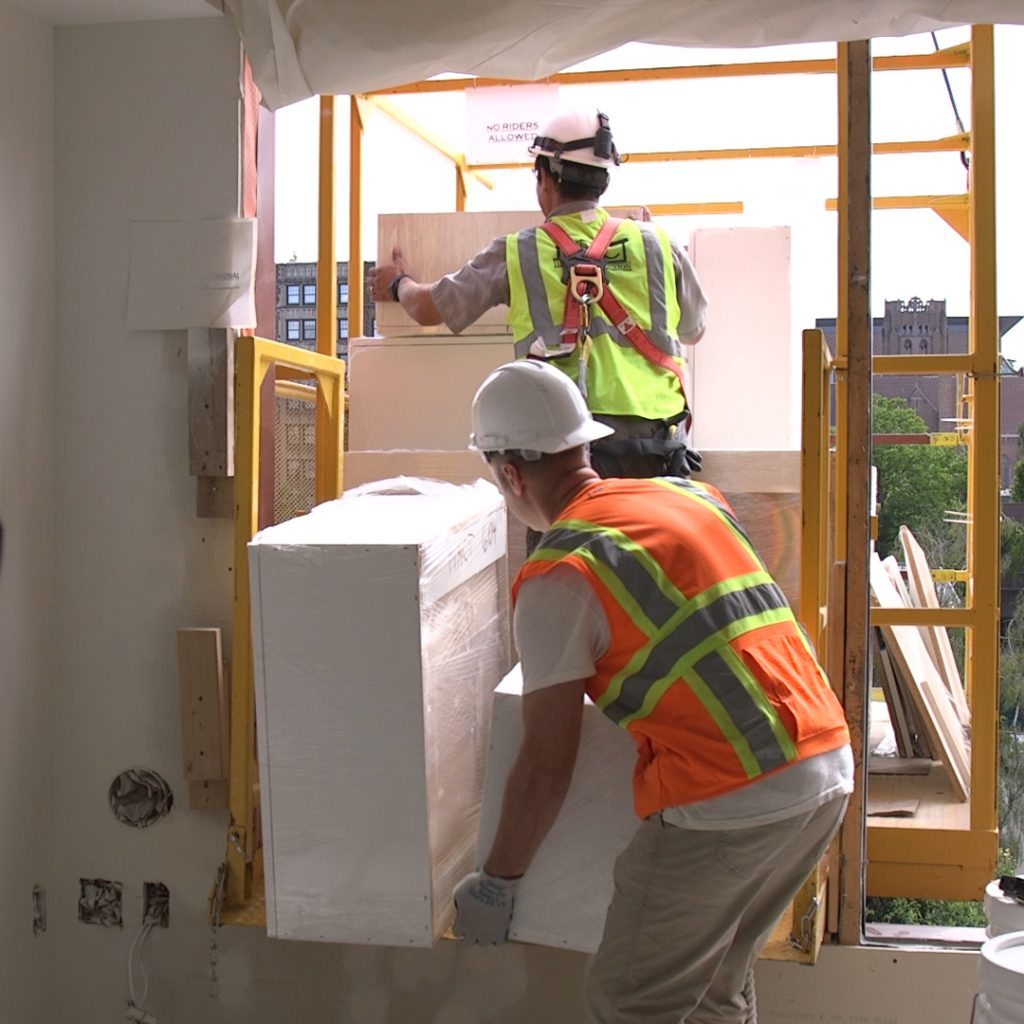 HighRise Material Hoisting Snell Crane Service